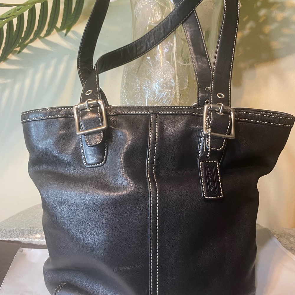 Coach Black Leather Shoulder Bag